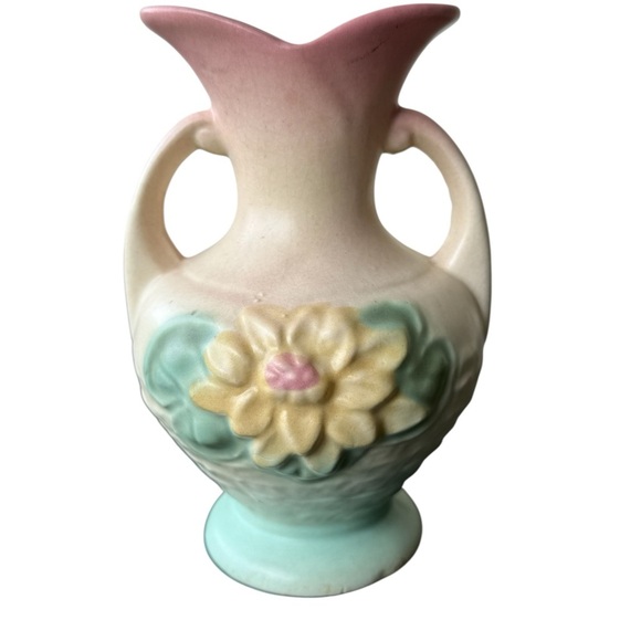 1940s Hull art Pottery Vase 5.75" matte pink - Picture 2 of 5